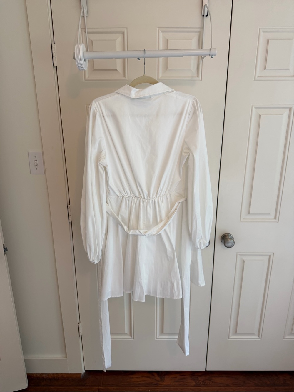 White Poplin Tie Waist Shirt Dress Long Sleeve Mini Dress - Picture 2 of 5